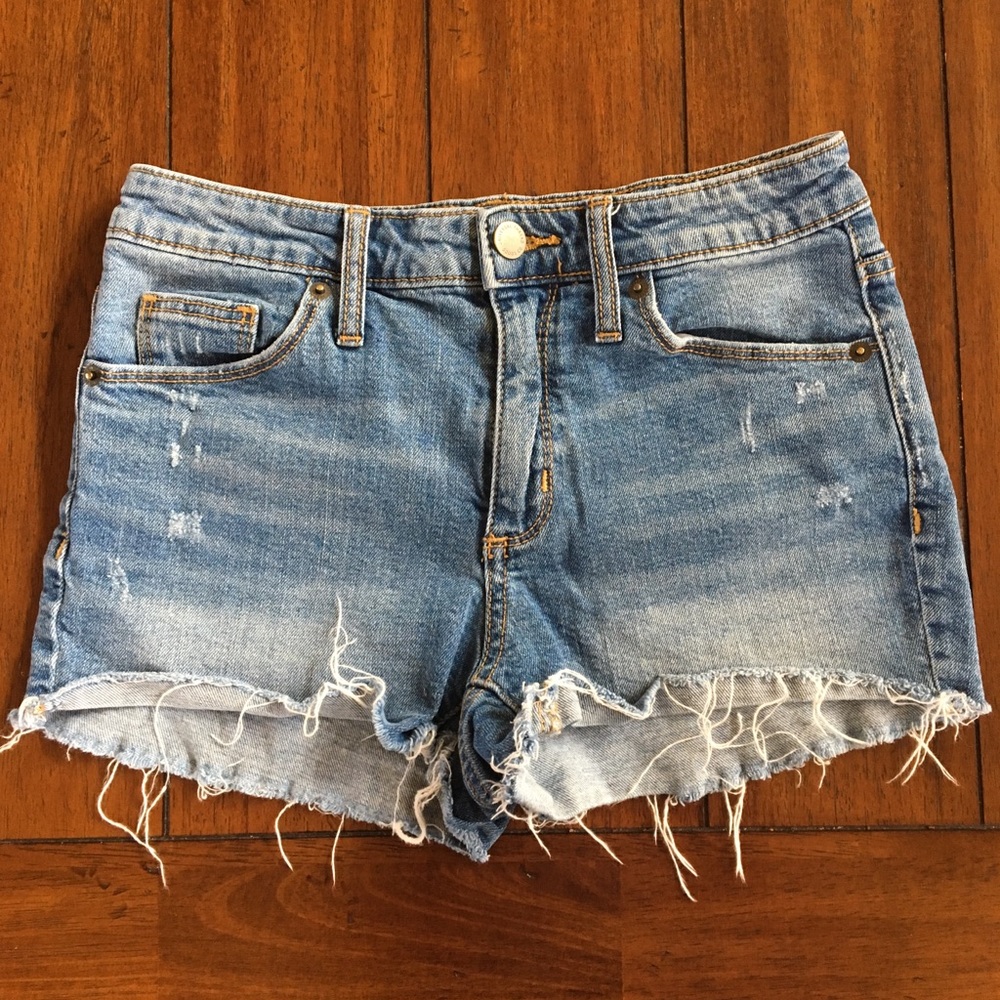 Distressed Denim Shorts | US 2